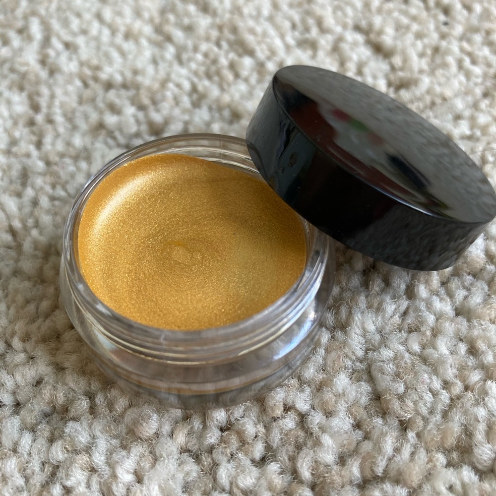 Metallic Cream Eyeshadow 05